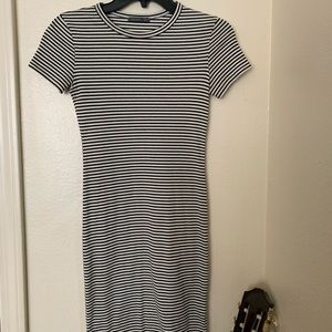 Black & white striped dress 🖤🤍